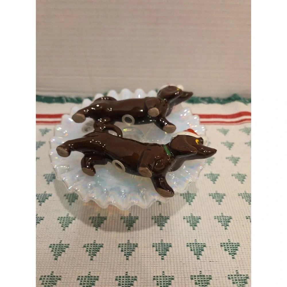 MCM Kitch Christmas Dashound Santa Hat Holly Ceramic S&P Shakers Festive Dogs